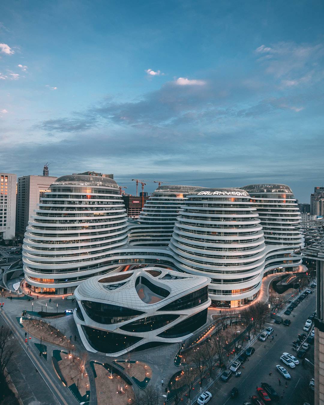 圆管坯表面气孔的成因及控制